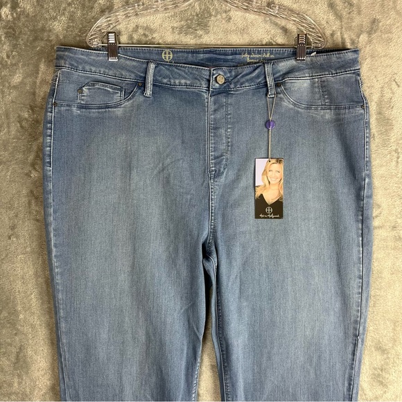 Hot in Hollywood NWT Silky Denim Pull On Bootcut Jeans 2XT Vital Stretch Tech - Picture 2 of 14